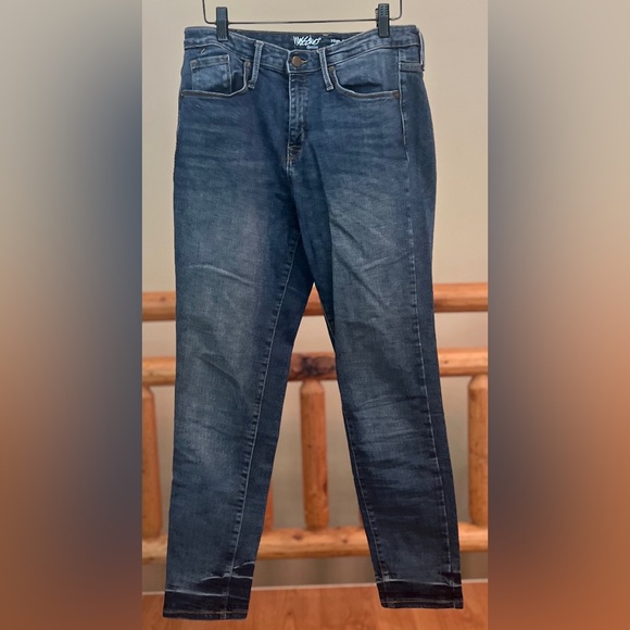 Mossimo Supply Co. Denim - Mossimo High Rise Skinny Jeans – Dark Wash - Size 10R